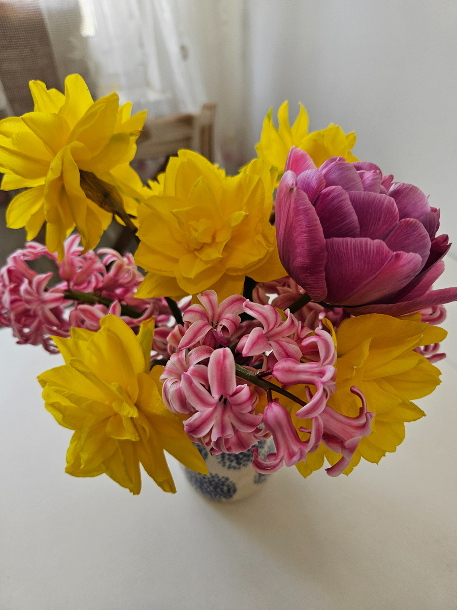 Желто-розовый букет