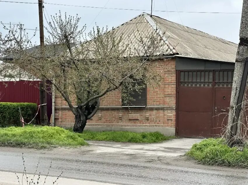 В этом доме произошло убийство. Фото корреспондента «Блокнот Таганрог"