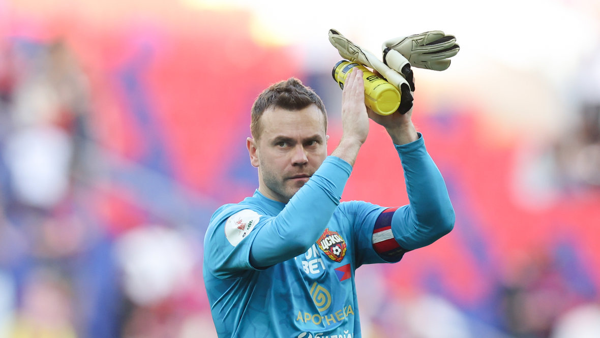 Игорю Владимировичу Акинфееву - 40!🎉Просто хочется пожелать крепкого здоровья, счастья, во всех его проявлениях, благополучия. Продлить контракт с ЦСКА, и спортивную карьеру в целом!Спасибо за 23 года, отданных во славу нашего легендарного клуба!❤️💙#ЦВБП @Konivuprazke