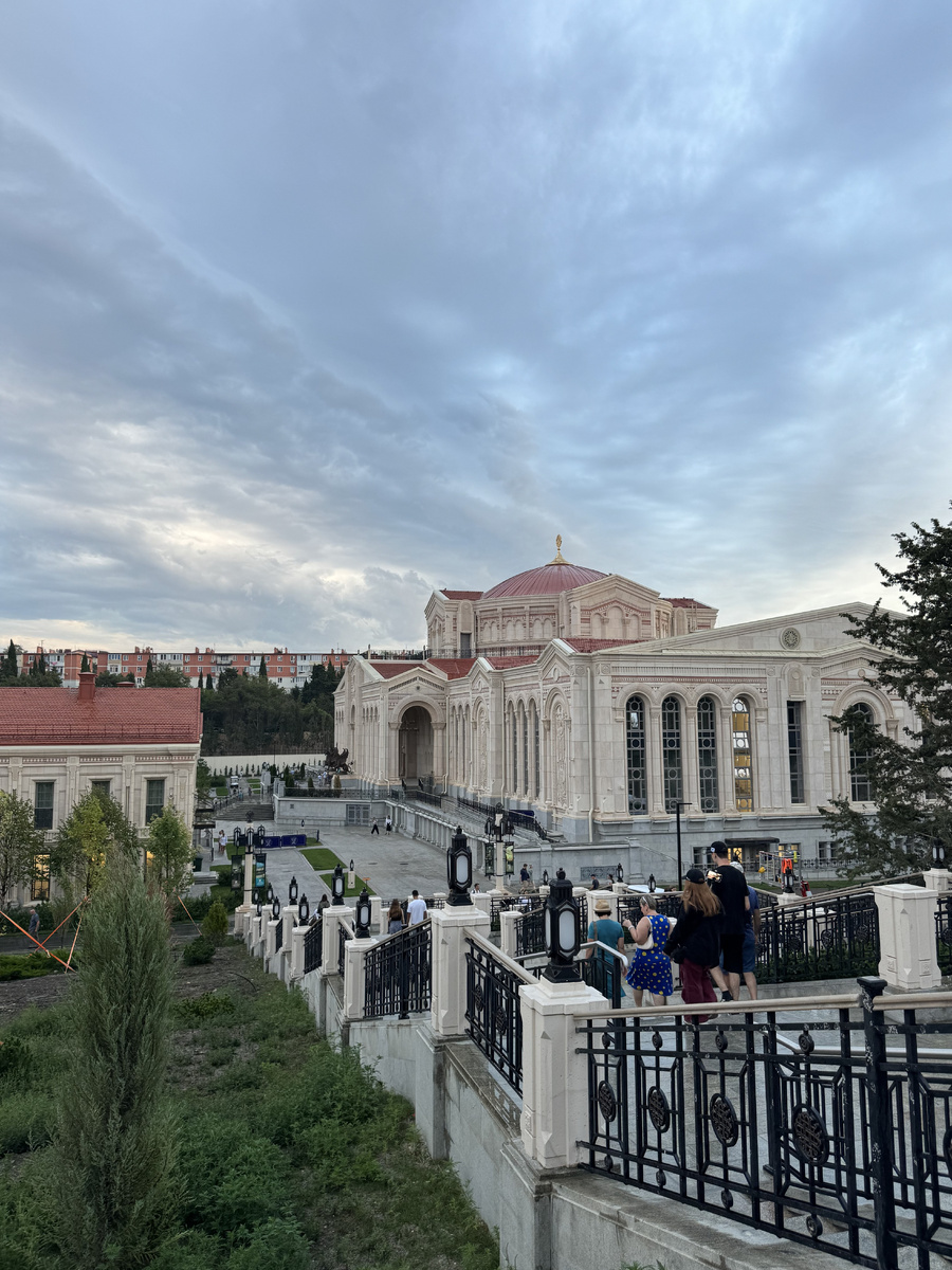 С первого взглядя уже ощущается мощь. 