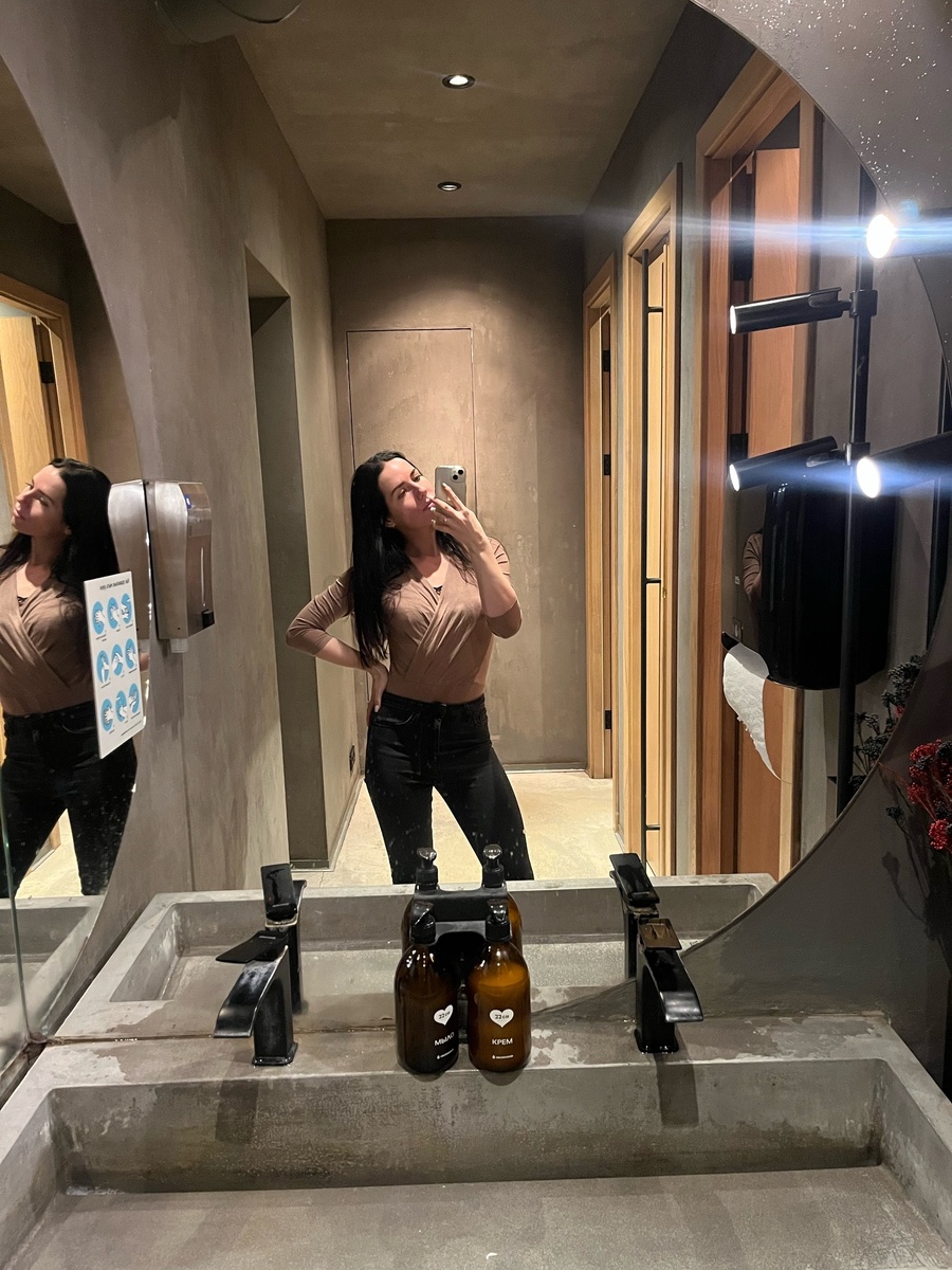 фоточка в туалете