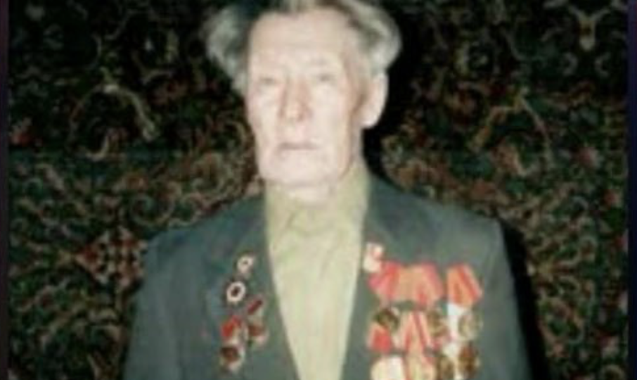 Как 87-летнему ветерану удалось одолеть 35-летнего грабителя: разбираем с экпертами