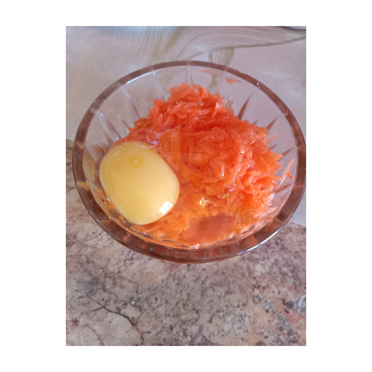 Тёртая морковь плюс яйцо 