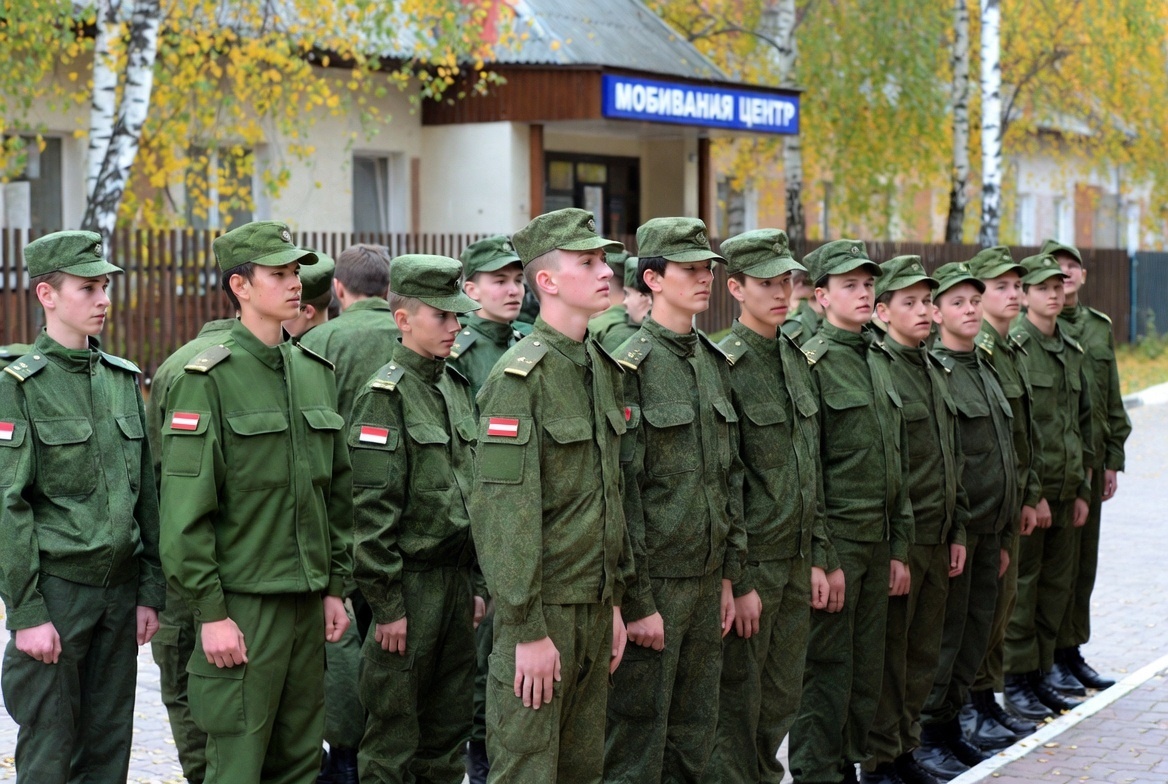Мобилизация или контракт? Белоусов поставил точку… или всё-таки запятую в 2026?