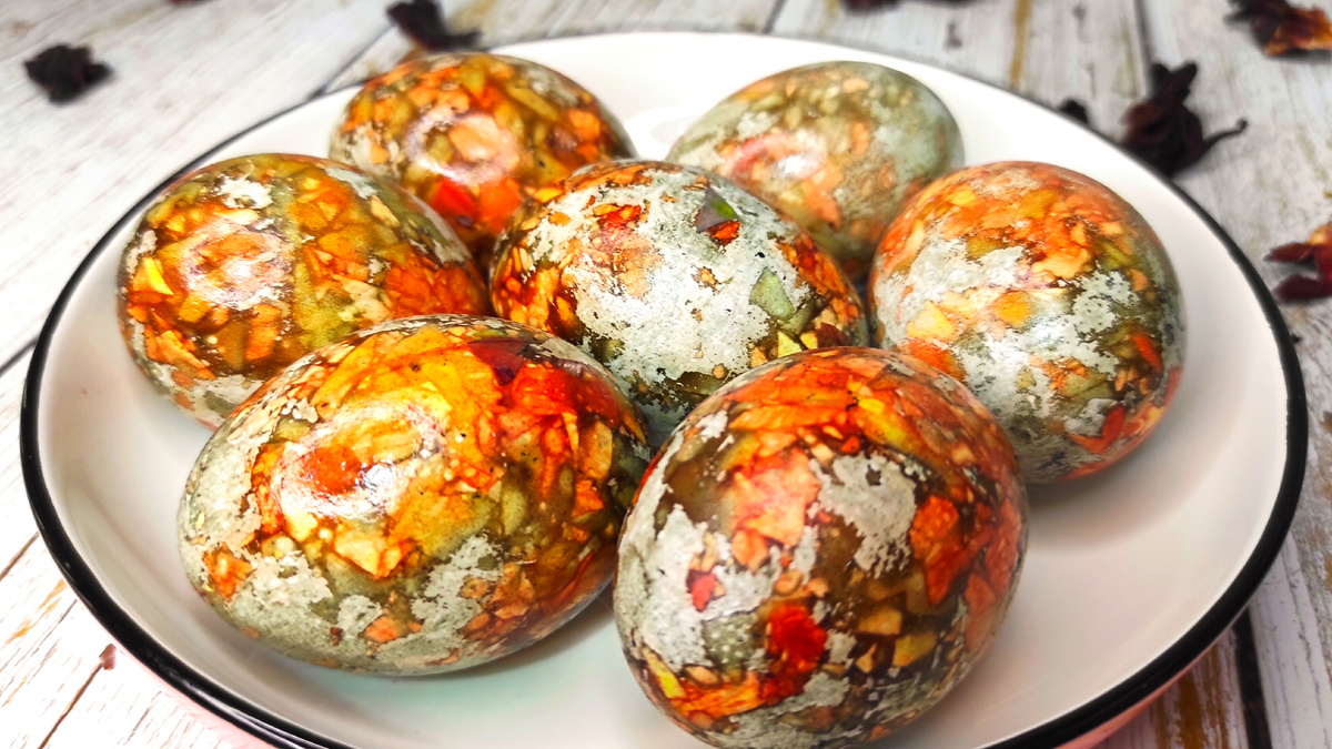 Мраморные яйца на Пасху. Фото автора.