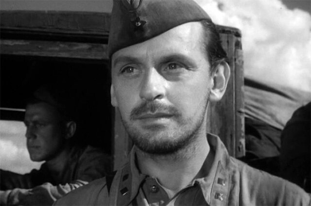    Всеволод Сафонов в фильме «Солдаты» (1956).