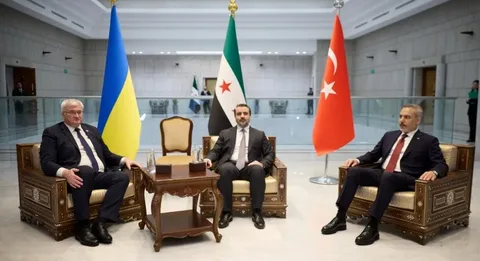 Syrian Foreign Minister Asaad al-Shaibani met with Turkish Foreign Minister Hakan Fidan and Ukrainian Foreign Minister Andrii Sybiha in Damascus. April 5, 2026 (Photo:SANA)

