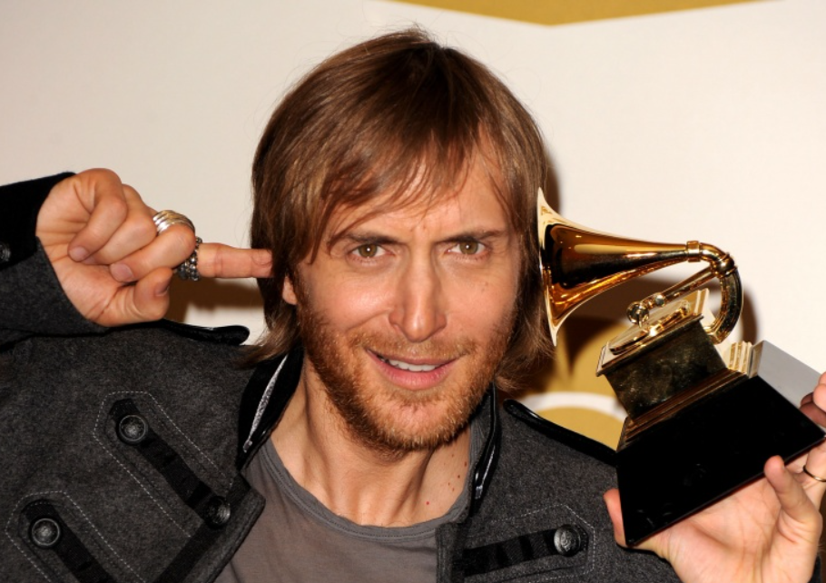 Родился 7 ноября 1967