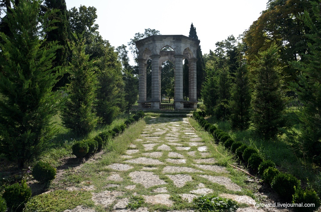 Теке Ак Язылы баба, Оброчище