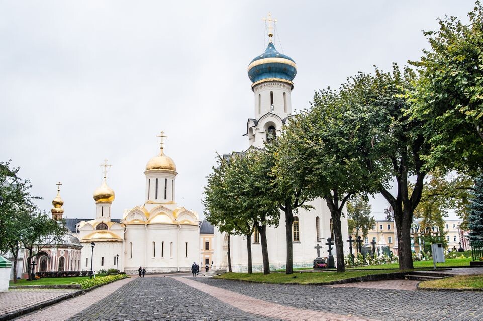    Свято-Троицкая Сергиева Лавра / Медиасток.рф