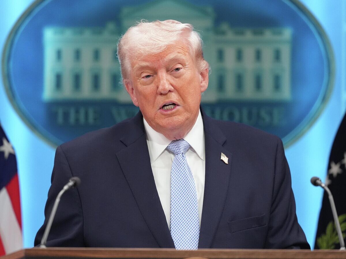    Президент США Дональд Трамп на пресс-конференции | © AP Photo / Mark Schiefelbein