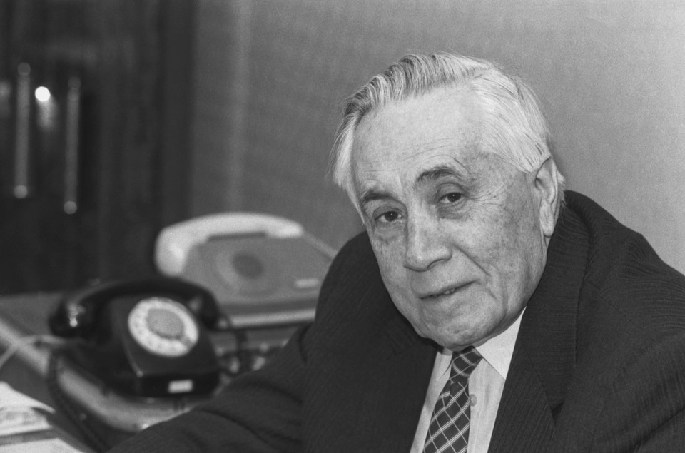    Герой соцтруда, создатель "Катюши", автор стартового комплекса системы "Энергия", грунтозаборных устройств станций "Венера" и лунных автоматов Владимир Павлович Бармин. Фото: Альберт Пушкарев/ТАСС