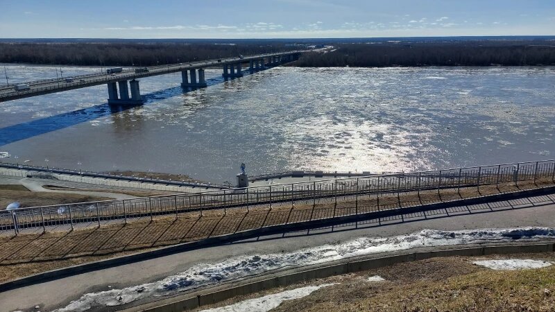     Ледоход на Оби. Анна Зайкова