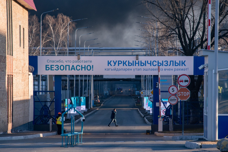 По количеству жертв это самая масштабная авария, которую когда-либо видела столица нефтехимии Фото: «БИЗНЕС Online»