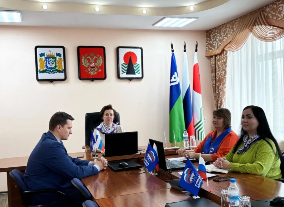    В Нефтеюганском районе обсудили предложения в новую Народную программу 2.0 партии «ЕДИНАЯ РОССИЯ»