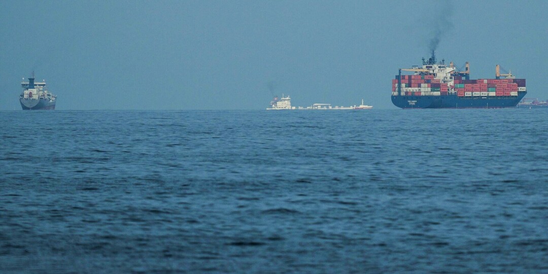 "А мы думали, что выиграли войну" — нефтяные компании США не понимают, почему они должны платить за проход танкеров через Ормузский пролив