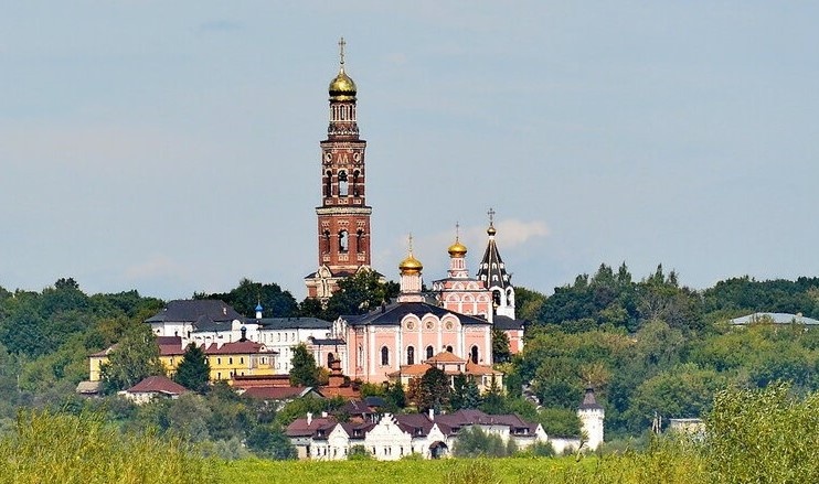 Вид на  монастырь в Пощупово  (из сети - свое  не нашла)
