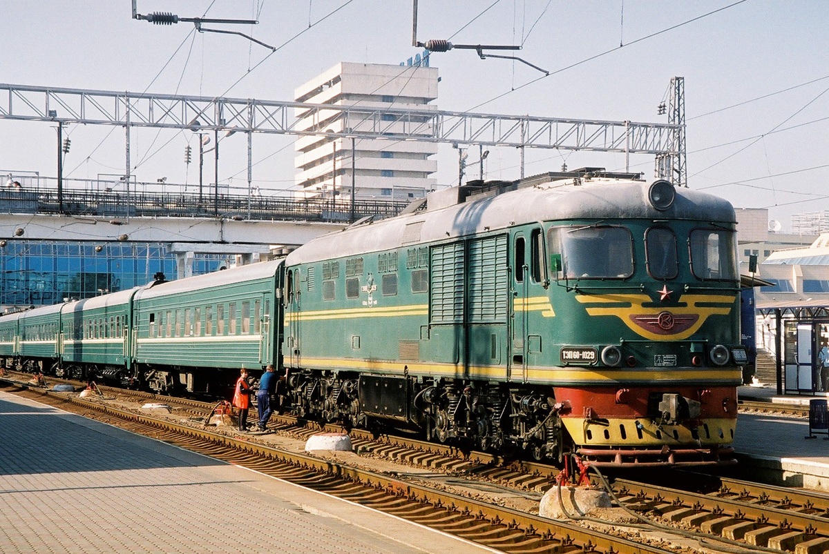 ТЭП60-1029, Ростовская область, станция Ростов-Главный, 2005. Автор: FIL