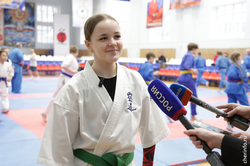    Мастер-класс прошел 8 апреля в Центре боевых искусств на Труда, 33а. В занятии участвовали спортсмены из Череповца и Вологды