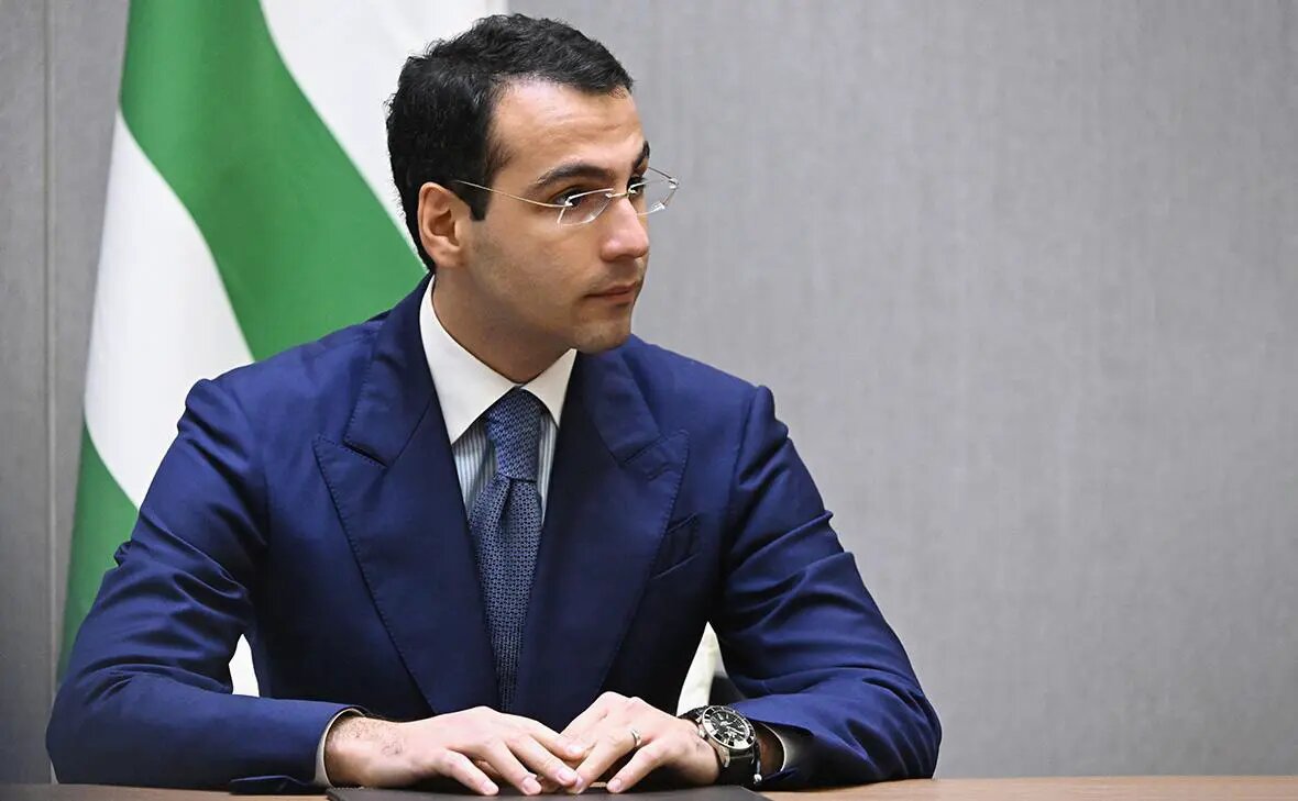    Источник: Инал Ардзинба Фото: Григорий Сысоев / РИА Новости. rbc.ru Вероника