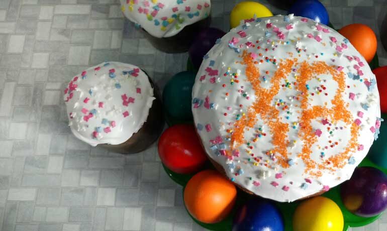 Пасхальный кулич на сливках