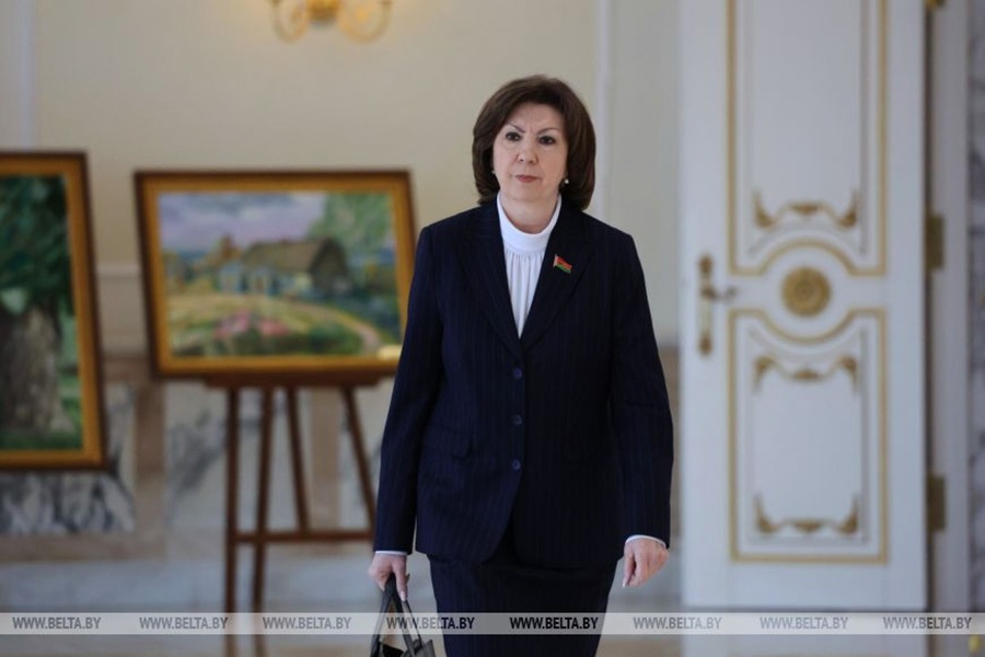     Александр Лукашенко требует от Совета Республики усилить работу с регионами