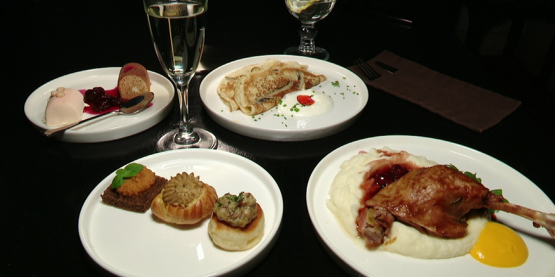 Люди убегали из театра, но уносили конфеты: история ожила за ужином