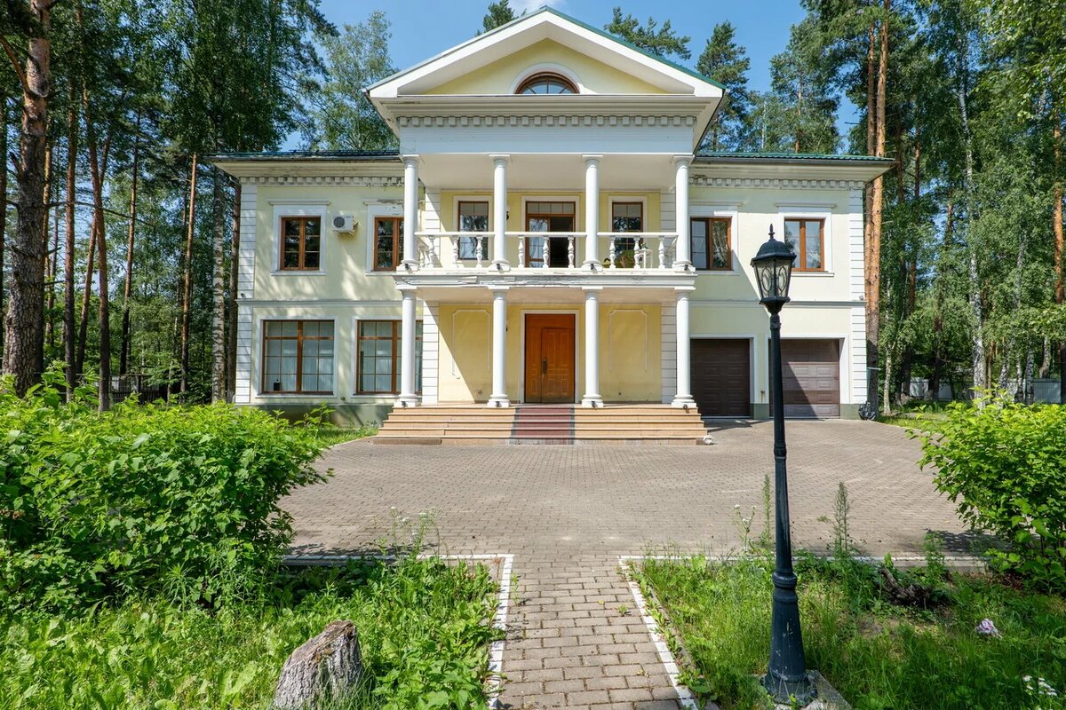 Здание пансионата «Дворянское гнездо» сети «Лосиный остров» 