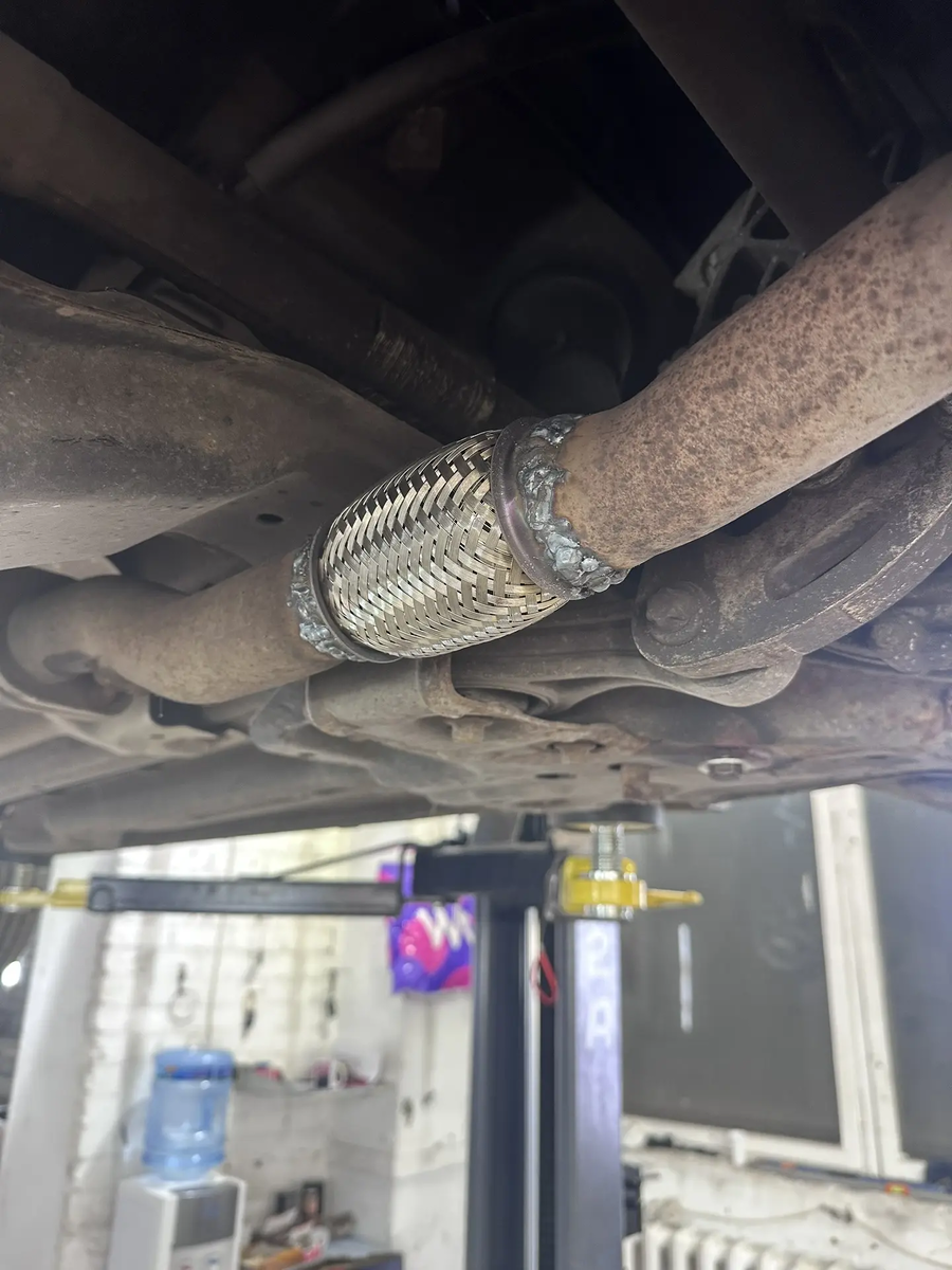 Замененная гофра глушителя