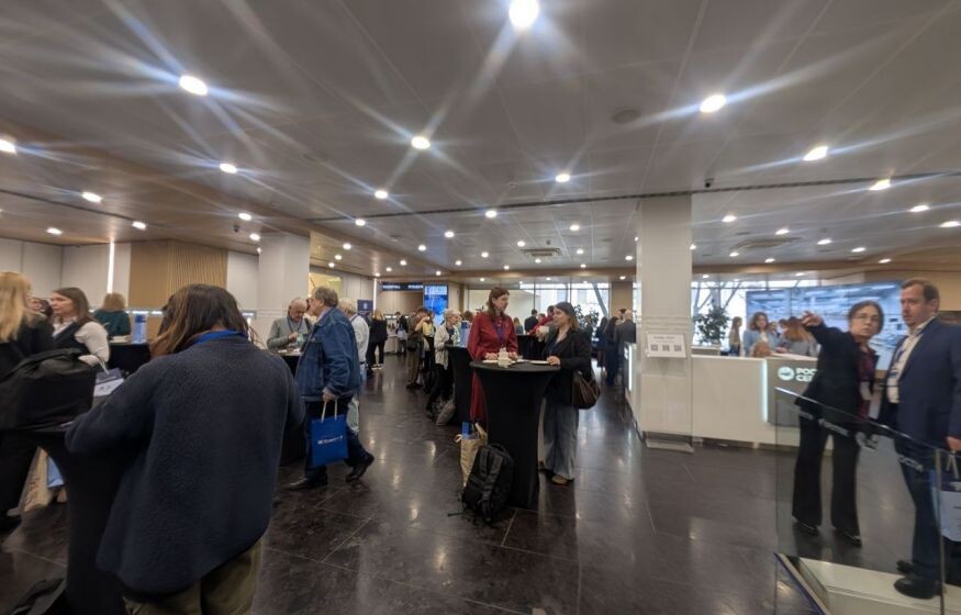    Порядка 400 изданий и телеканалов зрегистрировались на XVII Всероссийский форум деловых СМИ