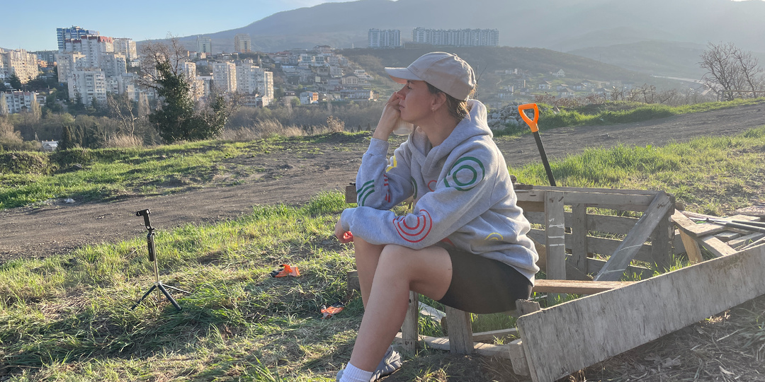 Переехали в частный дом в Алуште и вот к чему я не могу привыкнуть как городской житель.