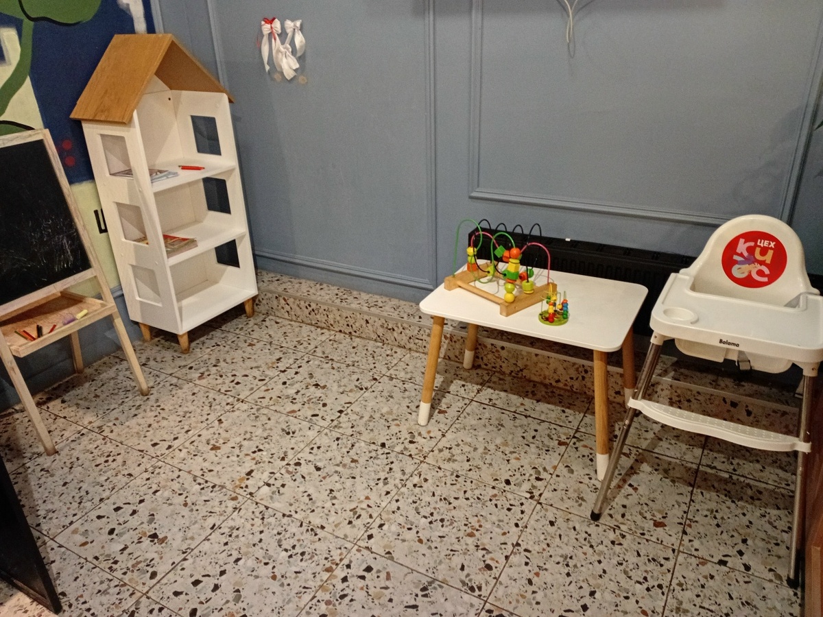 Пусто и уныло. Чем играть двухлетнему ребенку, непонятно