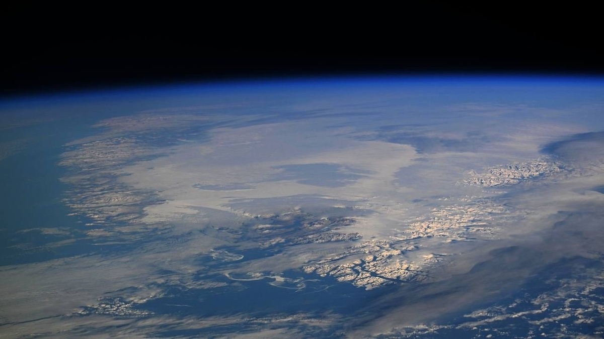    Космонавт Олег Платонов: «Пролетая над Челябинском, я фотографировал родной город»