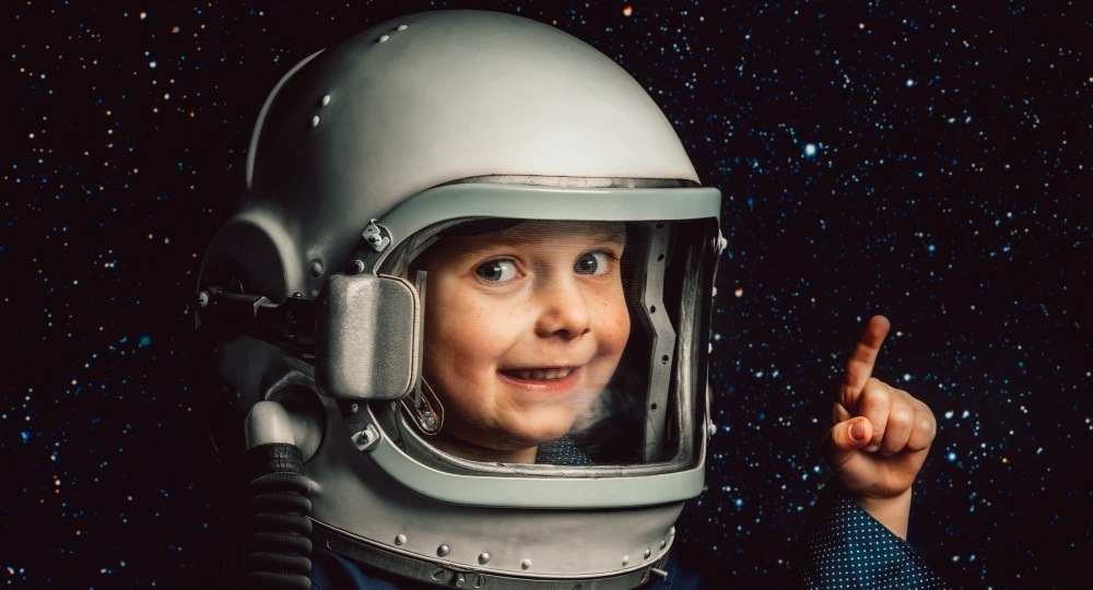 Как звонок на орбиту сближает детей с мечтами