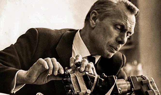 Рис.2 Ростислав Алексеев - советский кораблестроитель, разработчик судов на подводных крыльях, экранопланов и экранолетов, создатель «Каспийского монстра».