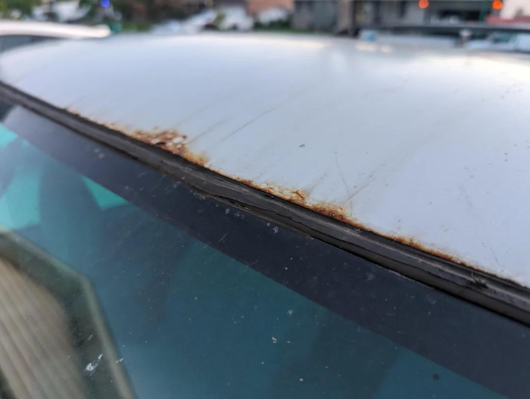 Коррозия на крыше
