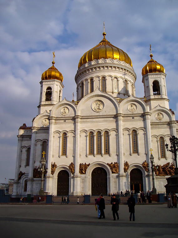 Храм Христа Спасителя. Фото 2003 г.