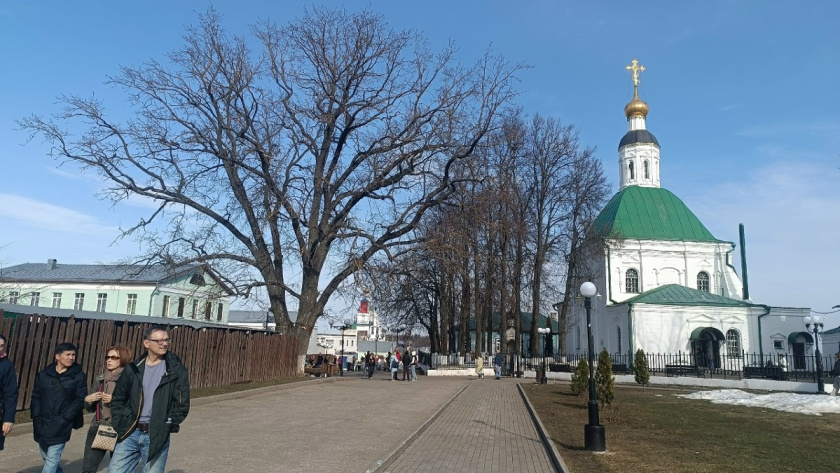 По россиянам перед Пасхой "ударит" магнитная буря: учёные предупреждают о 4 волнах в апреле — названы даты