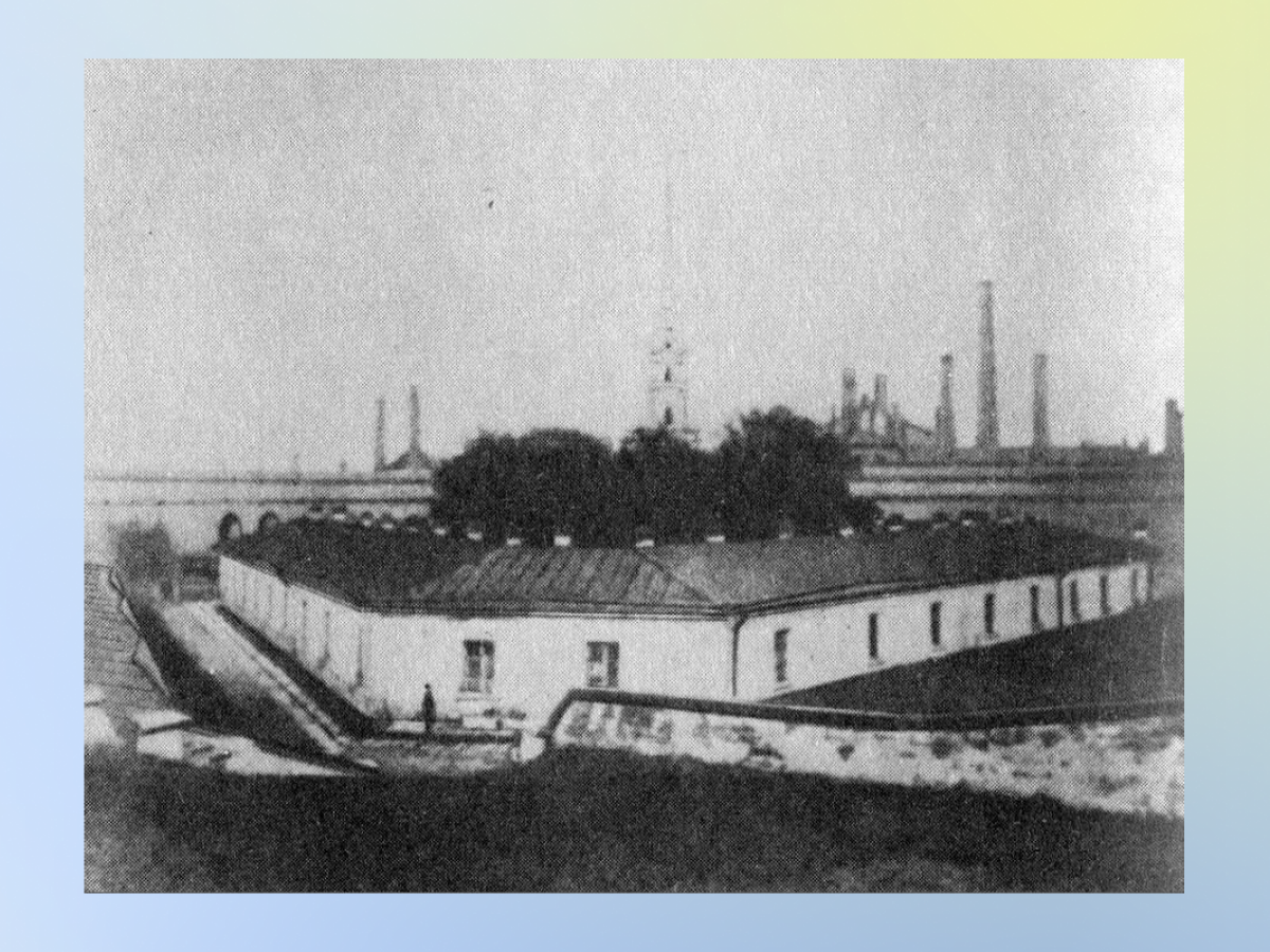 Алексеевский равелин Петропавловской крепости. 1890‑е годы. Источник: pastvu.com