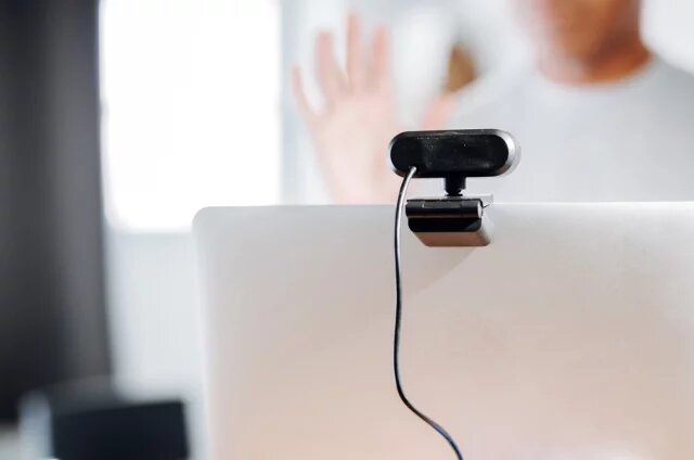    Как понять, что кто-то подключился к вашей веб-камере?