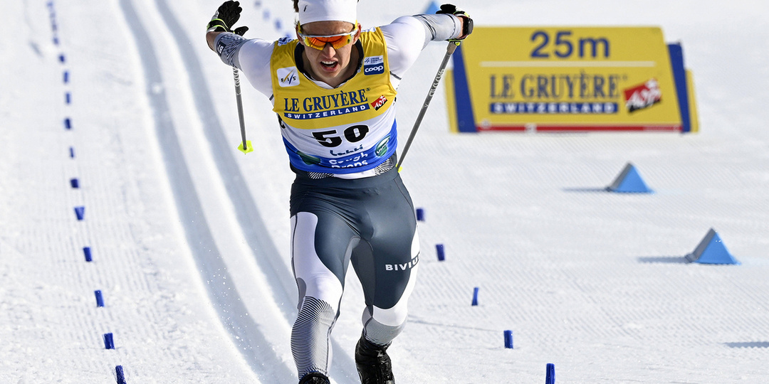 Мода, лыжи и перепалка: как Савелий Коростелев зажигает на трассе и за ее пределами