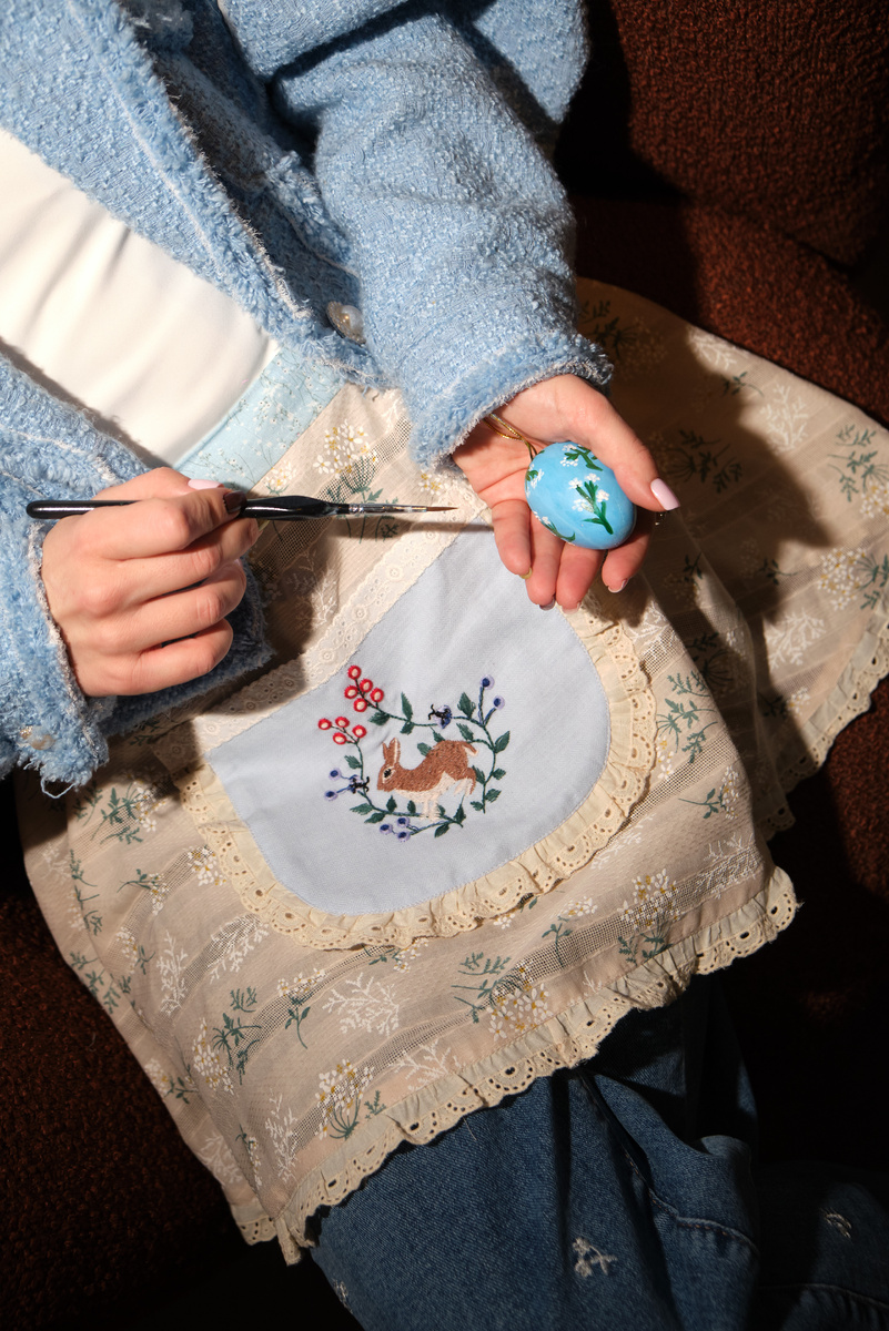 Фартуки из пасхального дропа Masterpeace задали вечеру особое настроение.