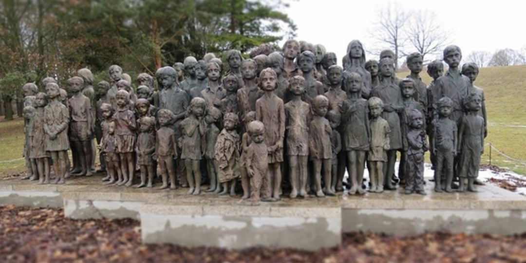 Здесь стонет земля