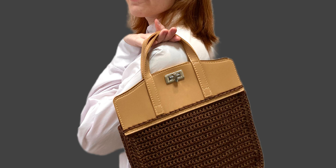 И ещё одна вязаная сумка из шнура!