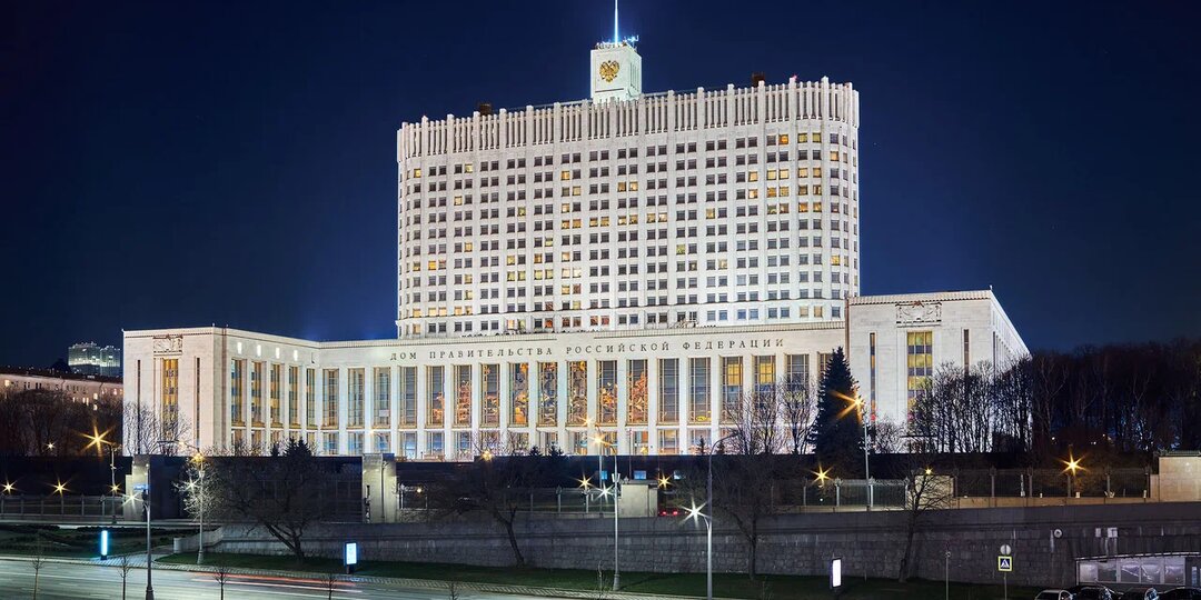 А русский Белый Дом точно за Россию?!