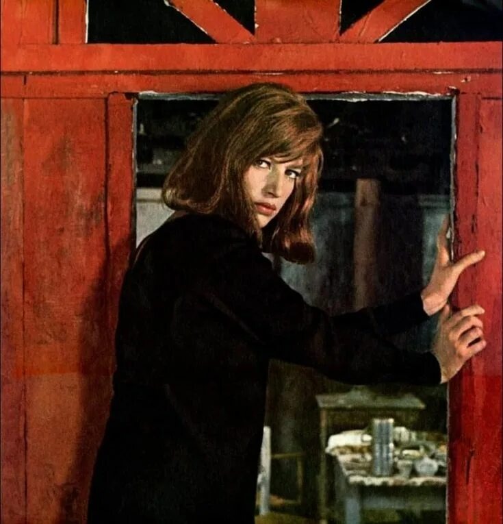 Кадр из фильма "Красная пустыня" 