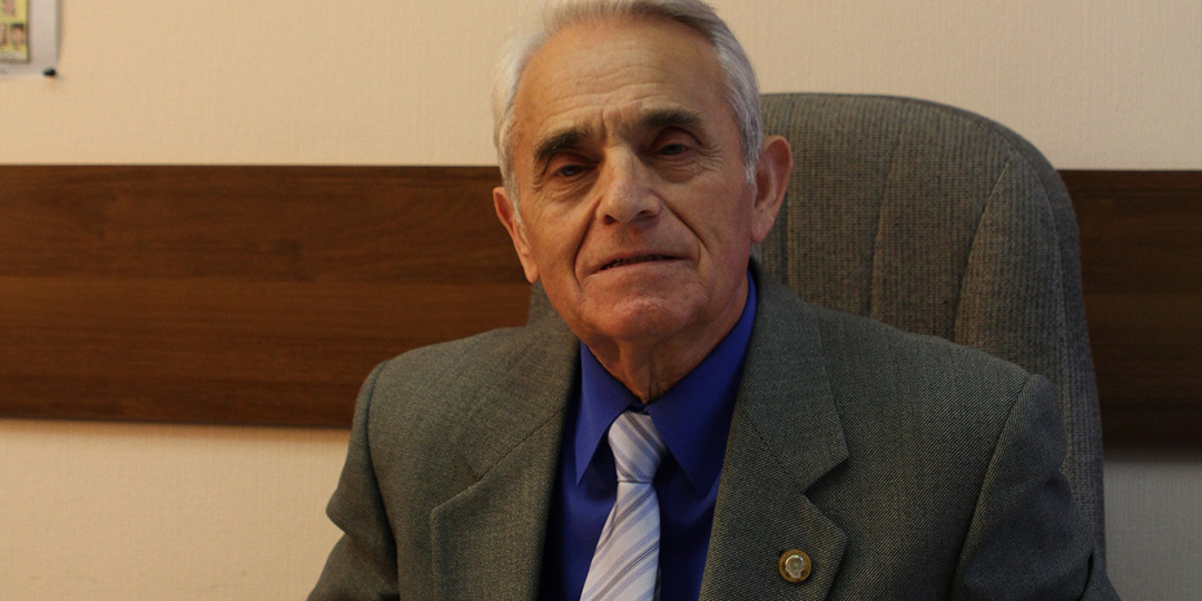 Виктор Добровольский: «Космонавтов мы кормим черной икрой и их здоровьем не рискуем»