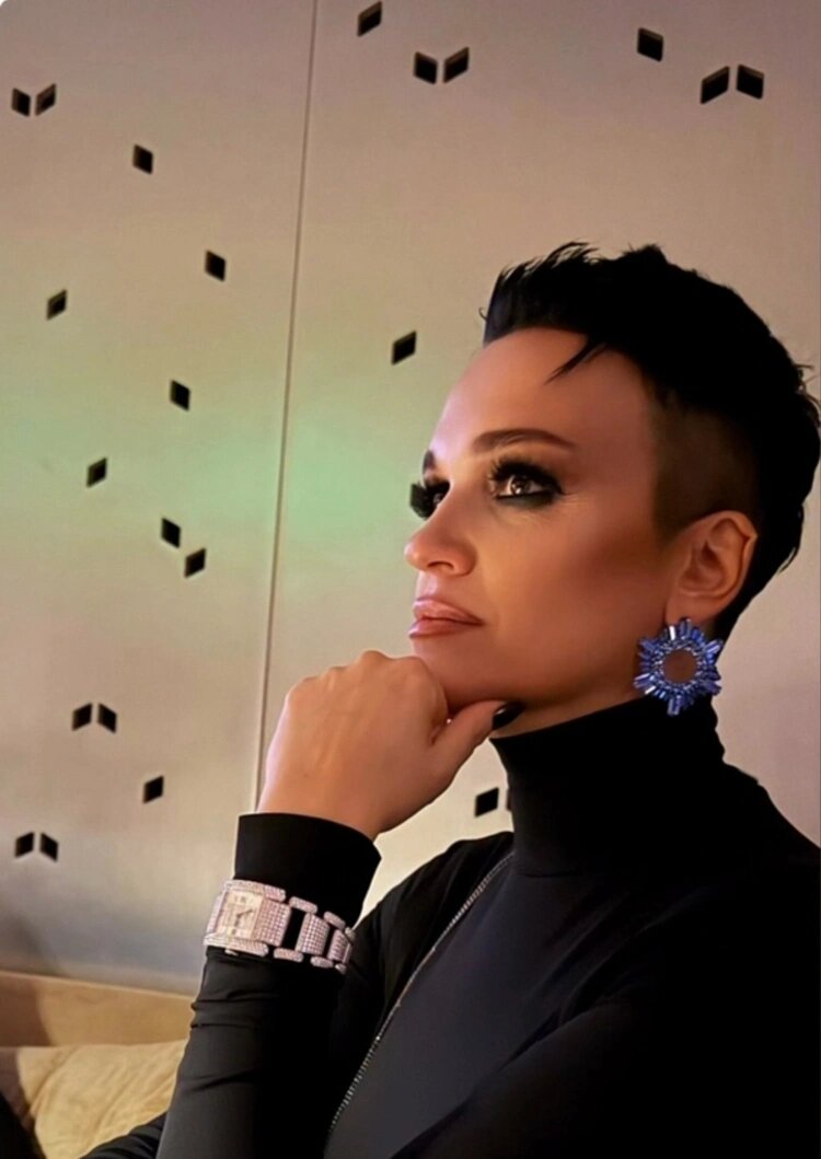 Instagram Славы (запрещенная в России соцсеть; принадлежит компании Meta, признанной экстремистской организацией и запрещенной в РФ)📷
