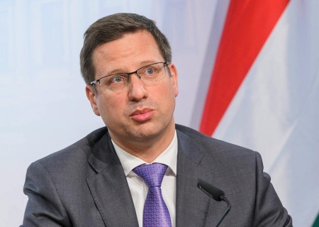    Власти Венгрии отказались повысить тарифы для венгров по требованию Еврокомиссии