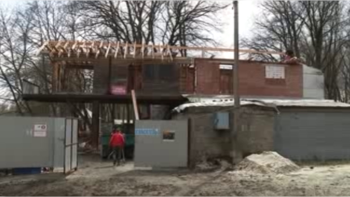    Берег реки Сейма в Курске разрыт частным собственником под предлогом благоустройства